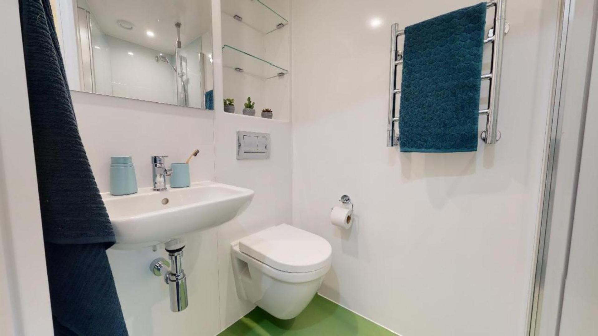 Apartment Stunning And In Iq Exclusive For Students