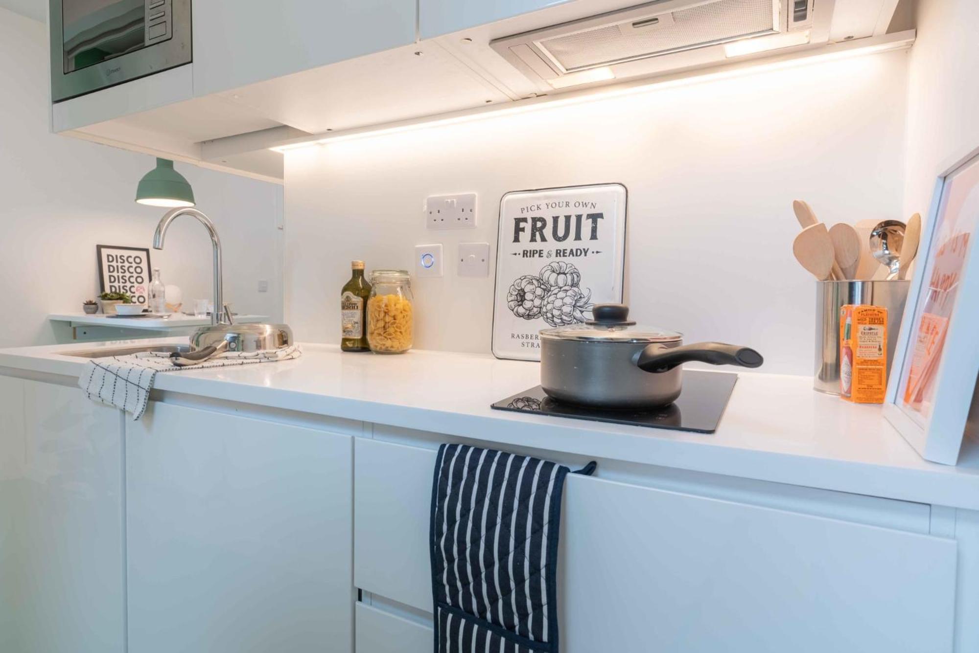 Stunning And In Iq Exclusive For Students Apartment Brighton